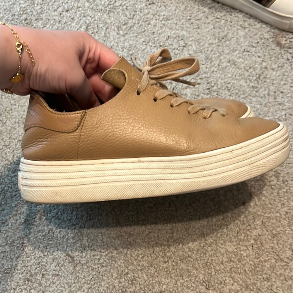 Sam Edelman Tan Leather Sneakers